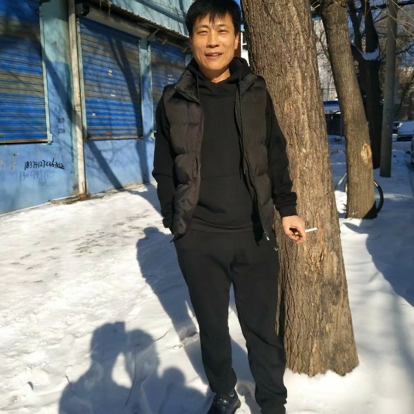 冷风需要温暖的照片