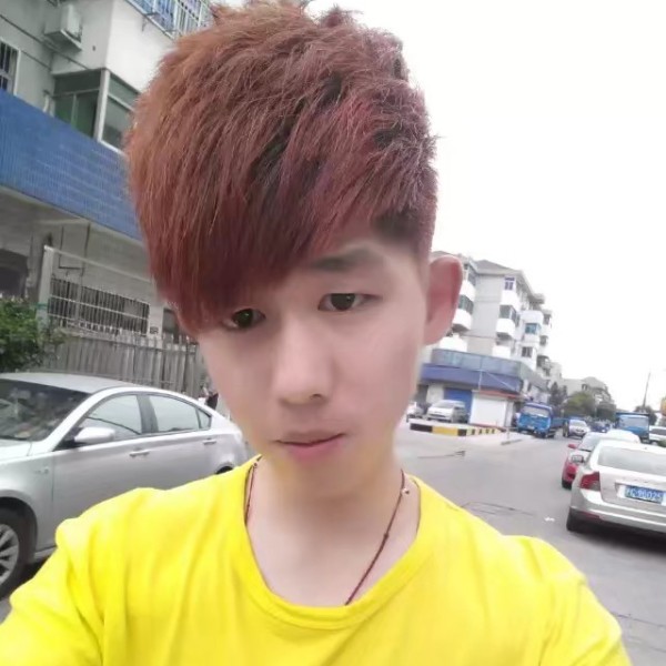 单纯的鹏鹏的照片