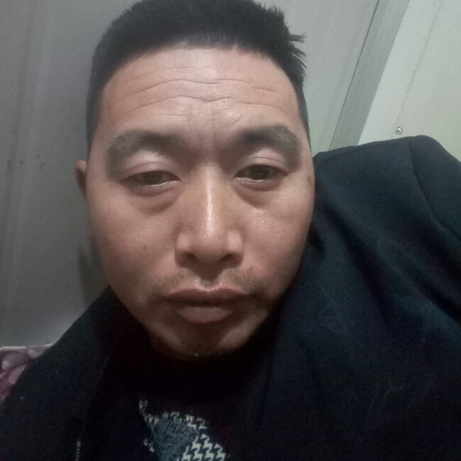 坦率爱恋红尘的照片
