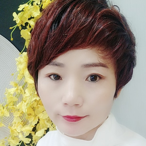 清秀回眸秋颜的照片