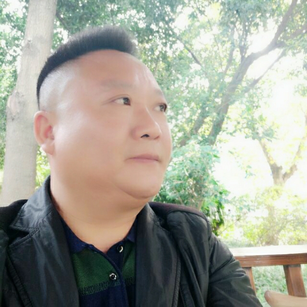LuoGang哥的照片
