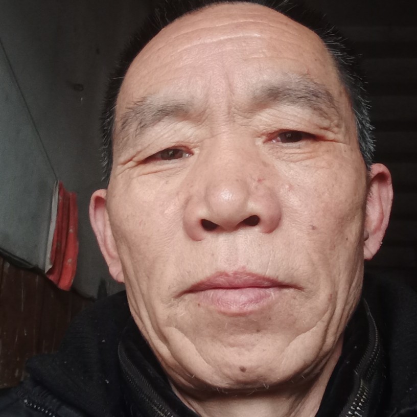 单身苦闷的照片