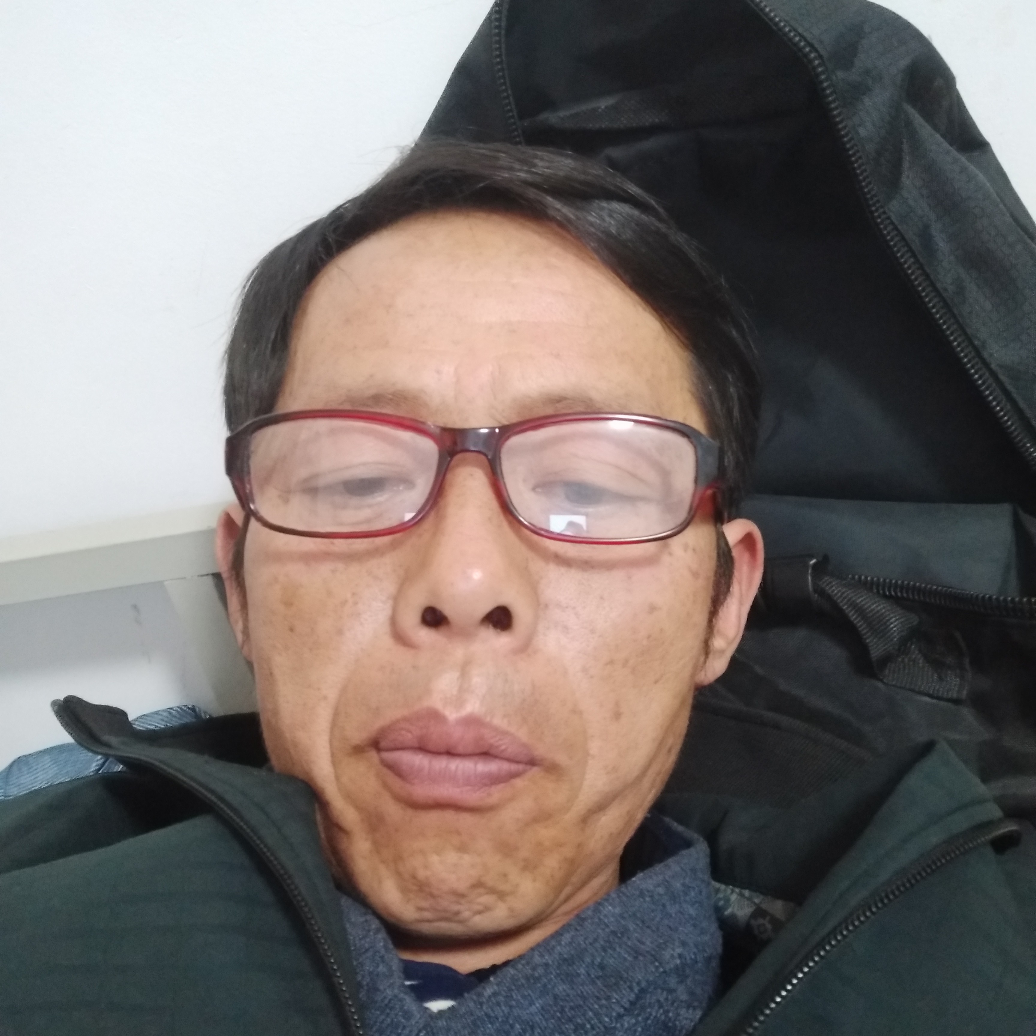勤劳苦恋中心的照片