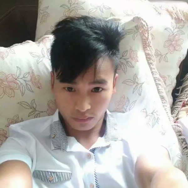 丁家五少的照片