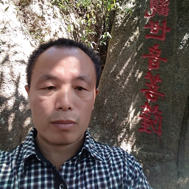 落寞暖光的照片
