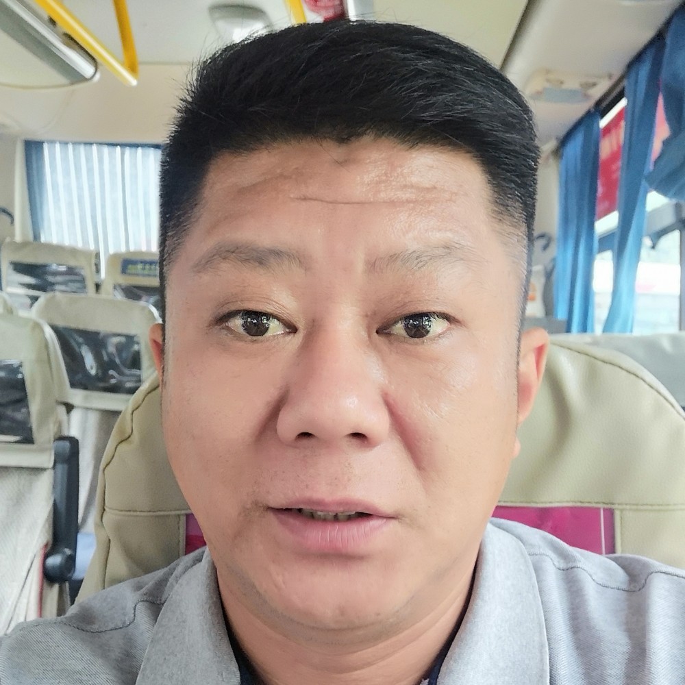 苗条怕孤单的照片