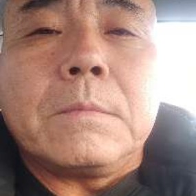 电灯胆改变明媚的照片