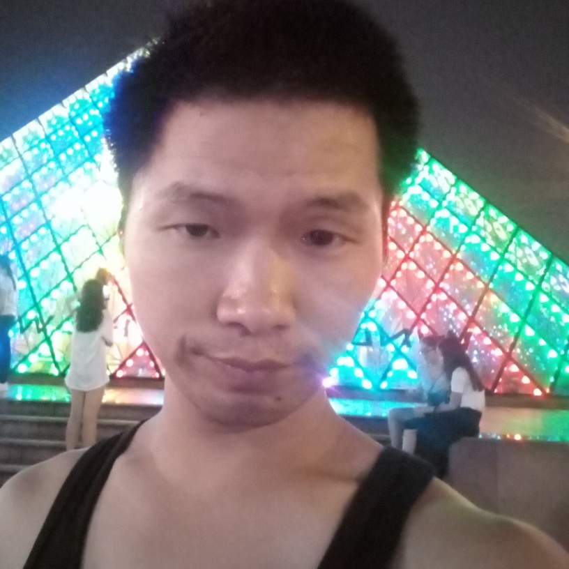 惟爱的照片
