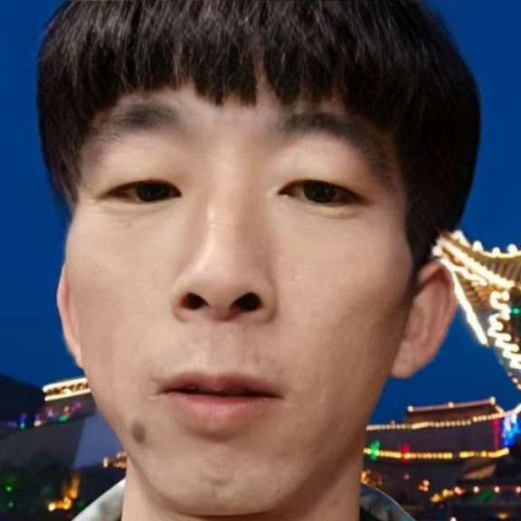 含蓄挽手野狼的照片