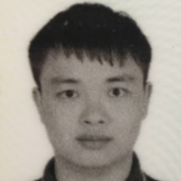 蜗牛慢慢爬的照片