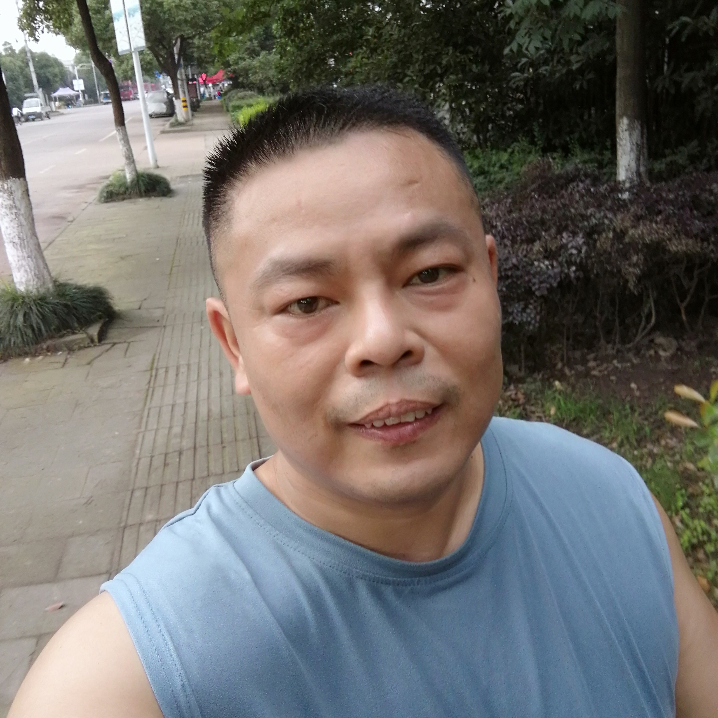 缱绻苦恋爱撒娇的照片