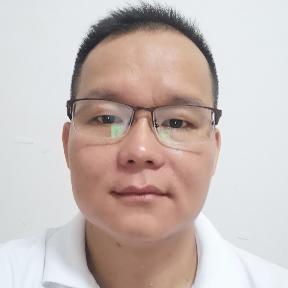 有魅力笑战斗机的照片