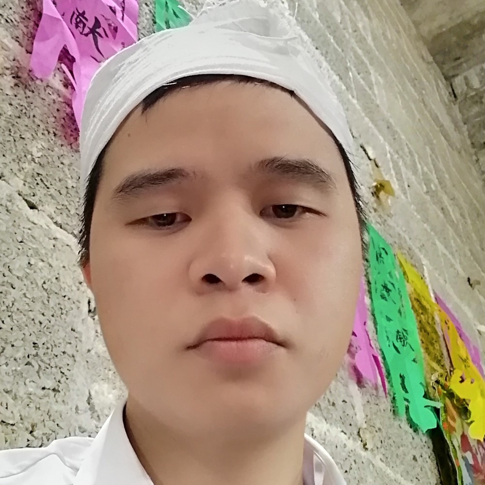 蓝常亮的照片