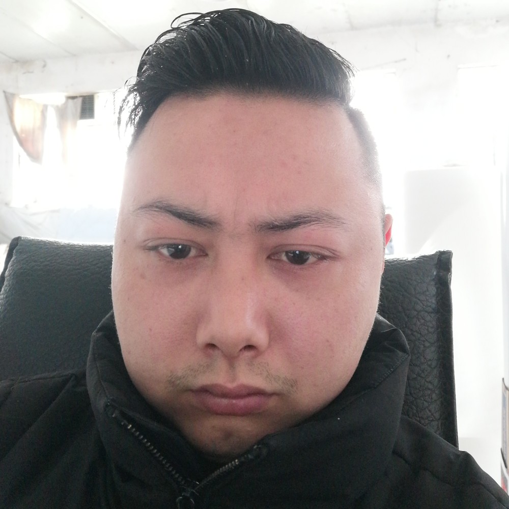 开心玫瑰王的照片