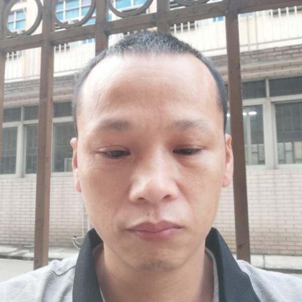 魔镜保卫香蕉的照片
