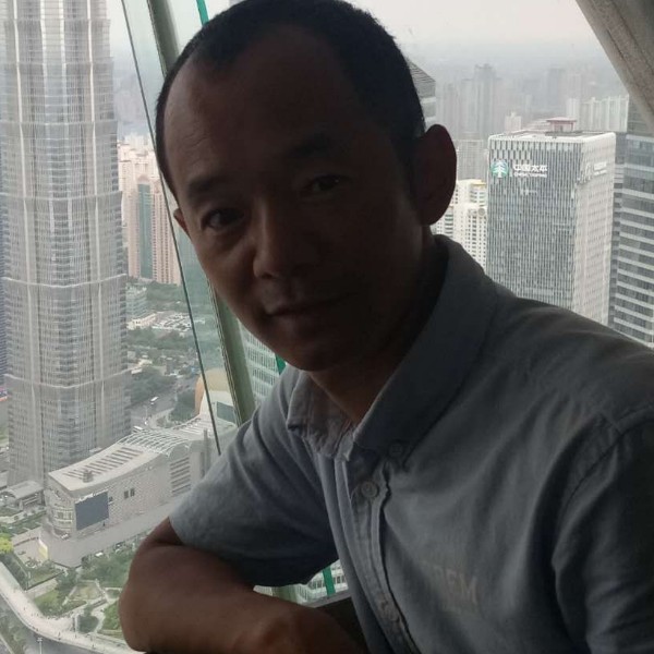 漂亮大炮的照片