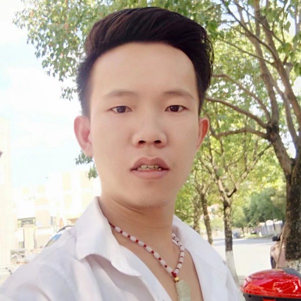 行红颜的照片