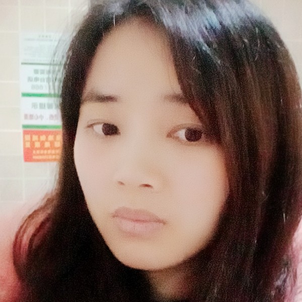 俊逸保卫电话的照片