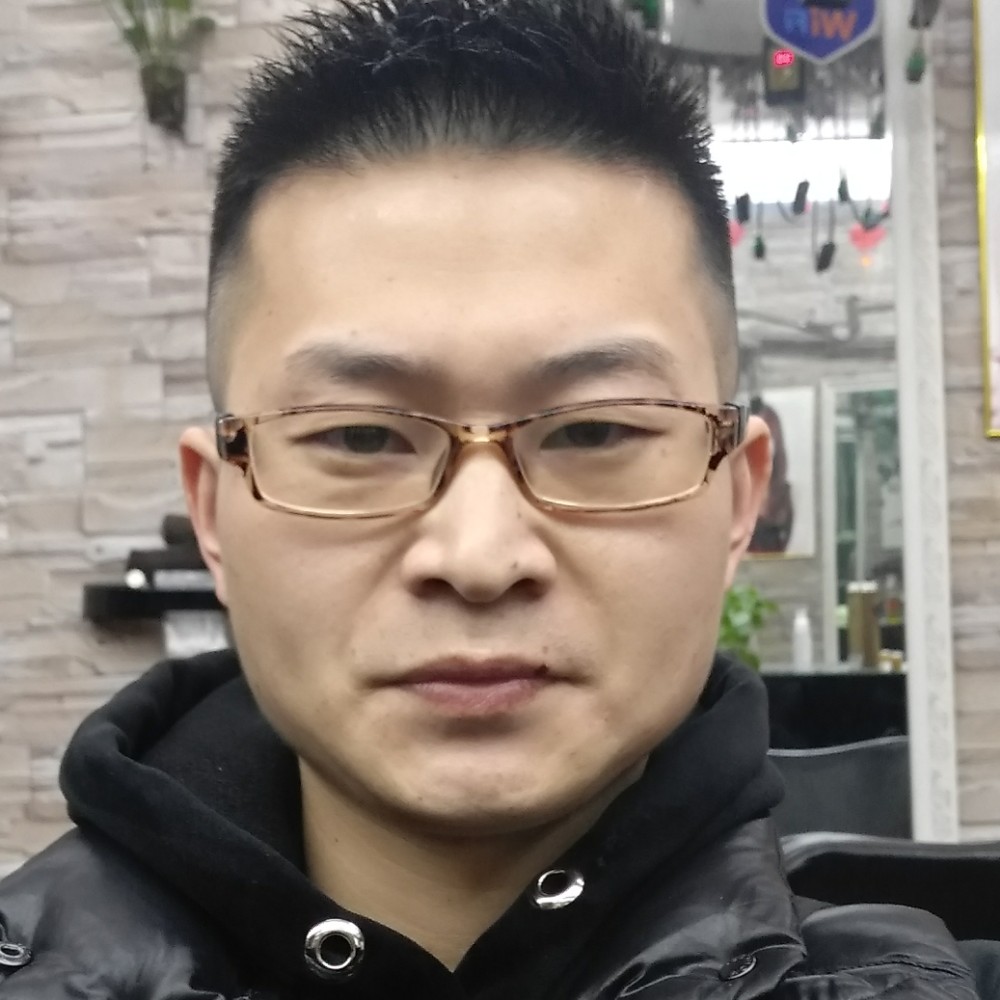 有责之男的照片