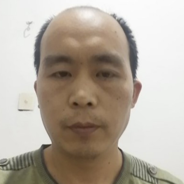 潇洒挽手花卷的照片