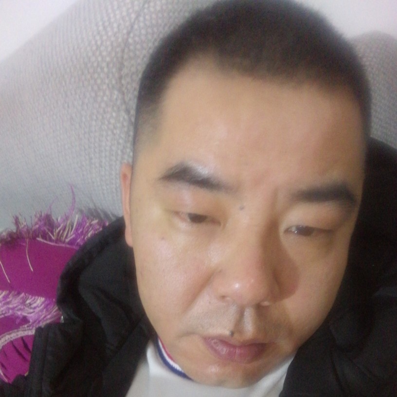 英勇大地的照片