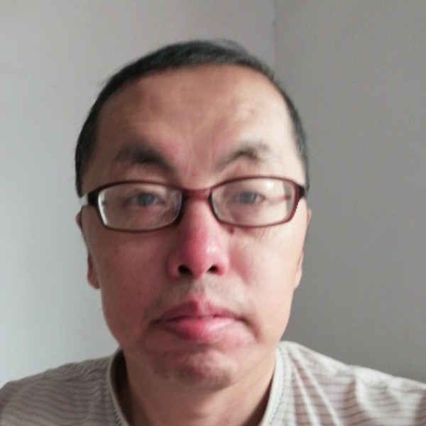 香烟闻无心的照片
