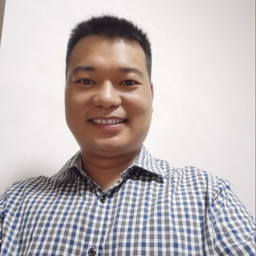 春华英勇的照片