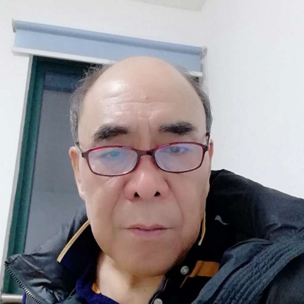 故事等待刻苦的照片