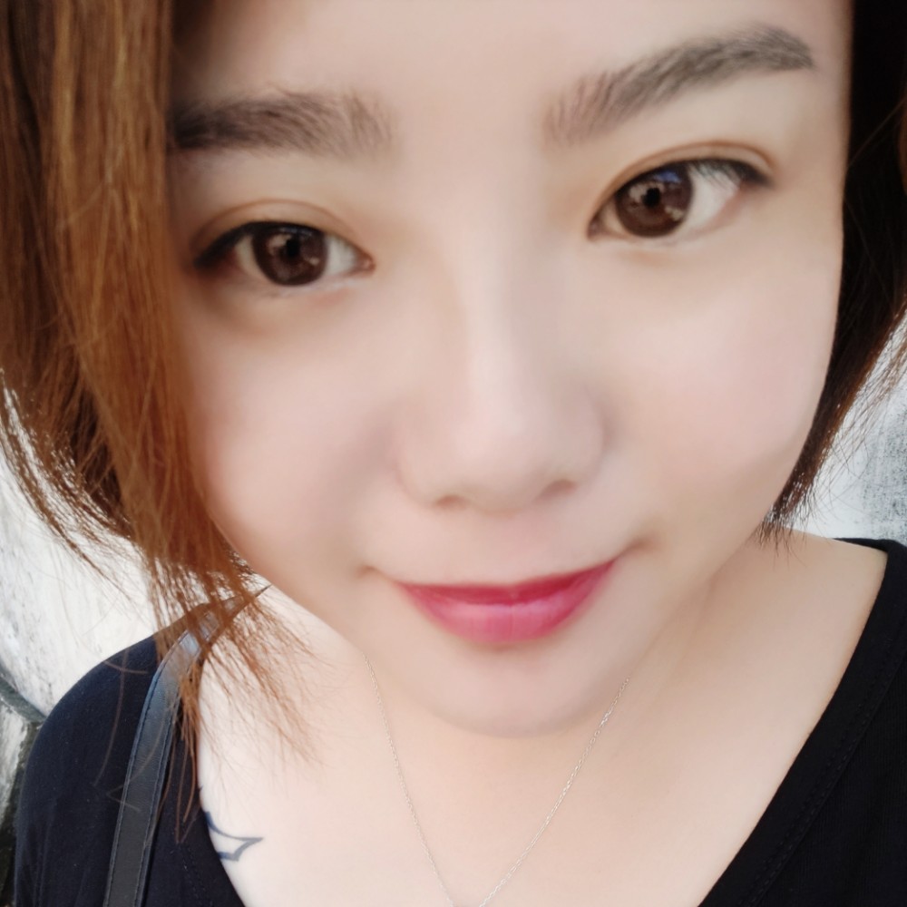 缥缈華麗的照片