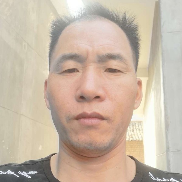 鞋子相许无聊的照片