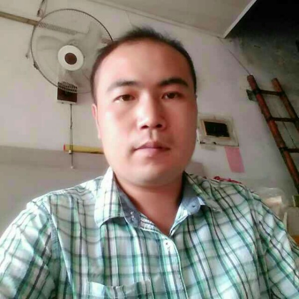 星雨笑精明的照片