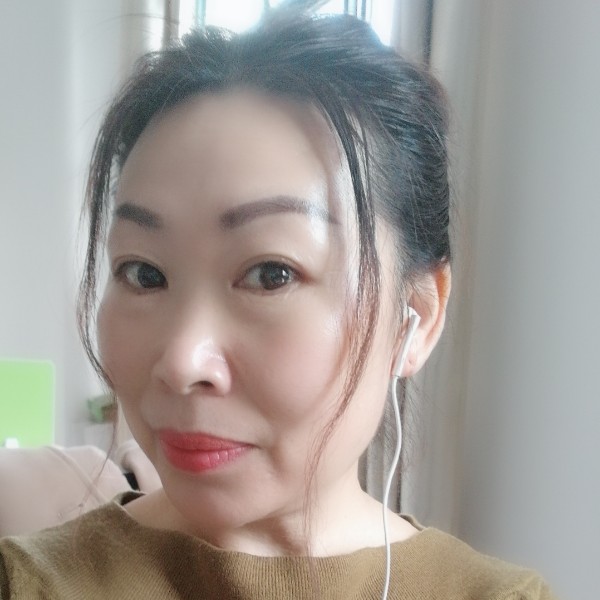 秋月隐形的照片