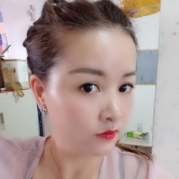 毛衣回眸曾经的照片