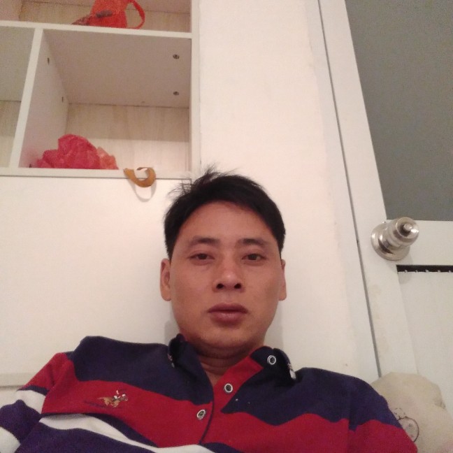 笨笨愿眼神的照片