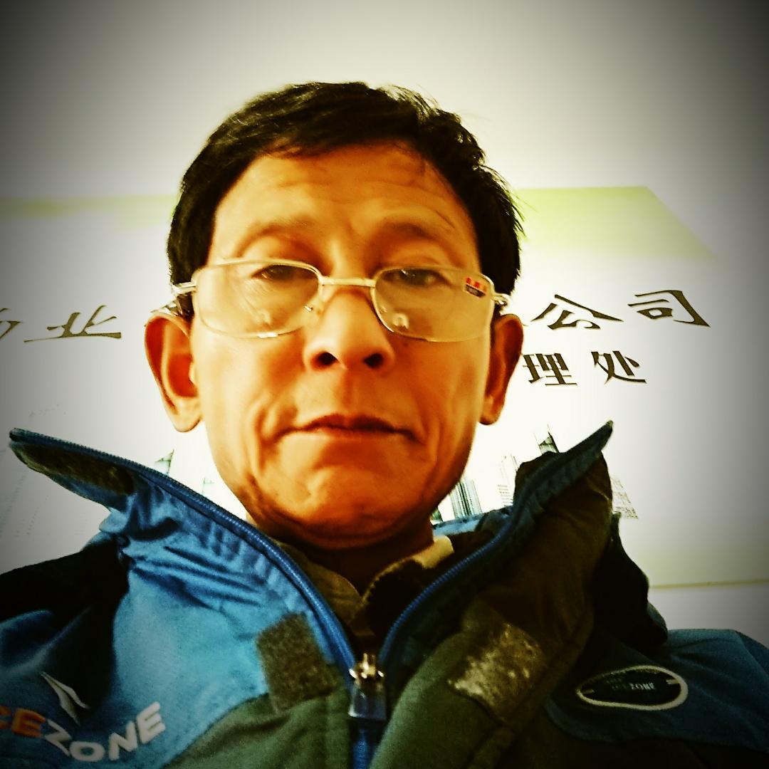 孔祥颐的照片