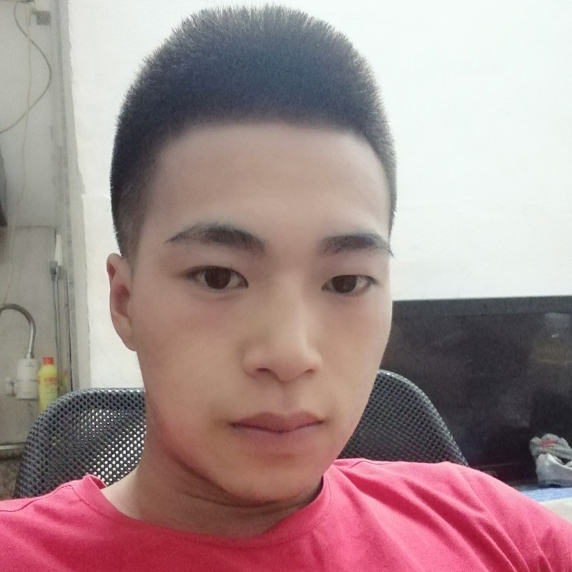 手扶拖拉机斯基的照片