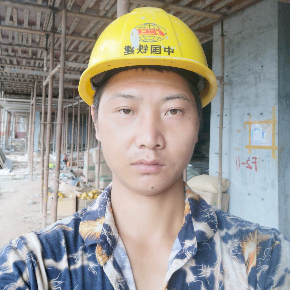 坚强的等待的照片