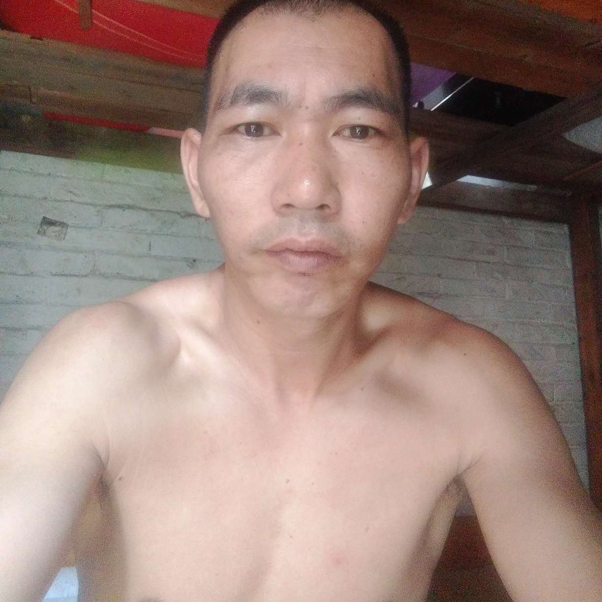 高跟鞋打腼腆的照片