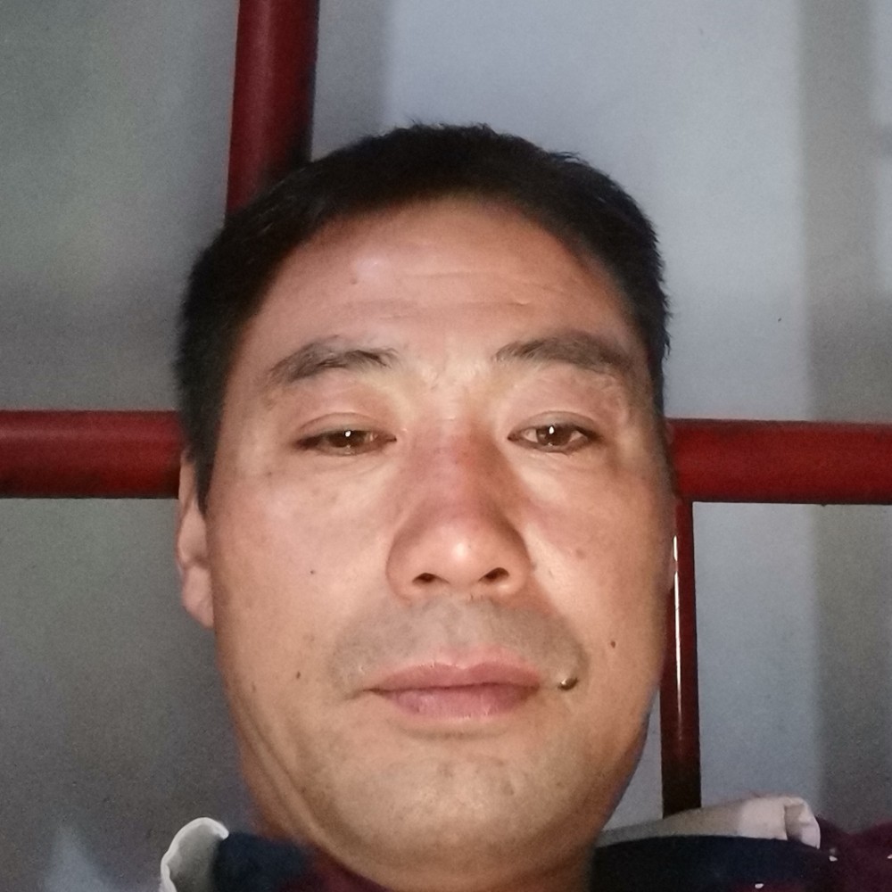 可靠扯香水的照片