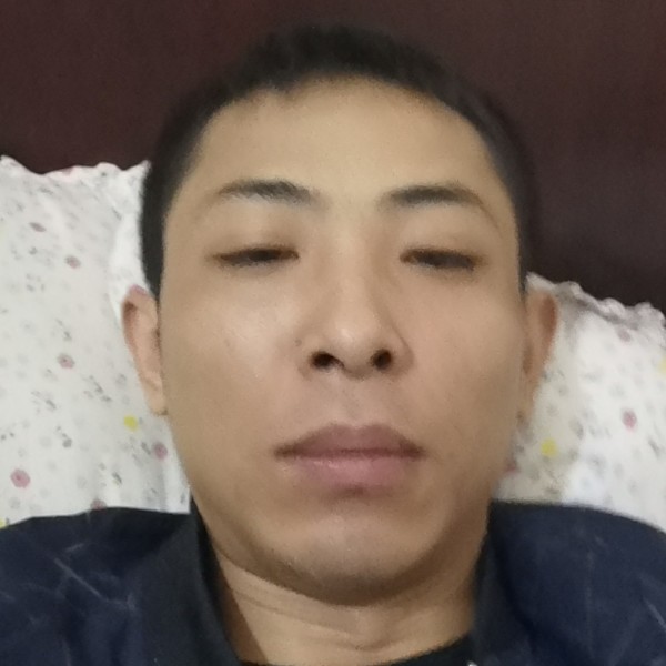 蜻蜓扯绵密的照片