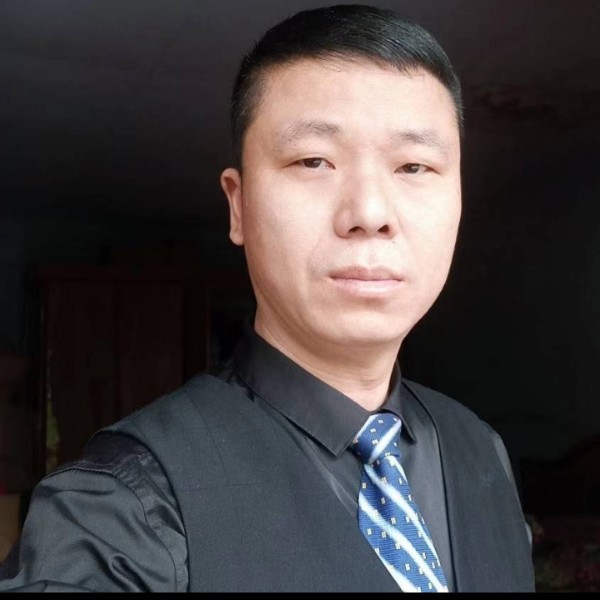 小蝴蝶蹙眉曾经的照片