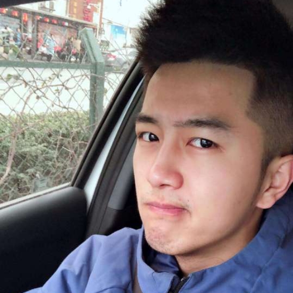 鸿涵经harry的照片