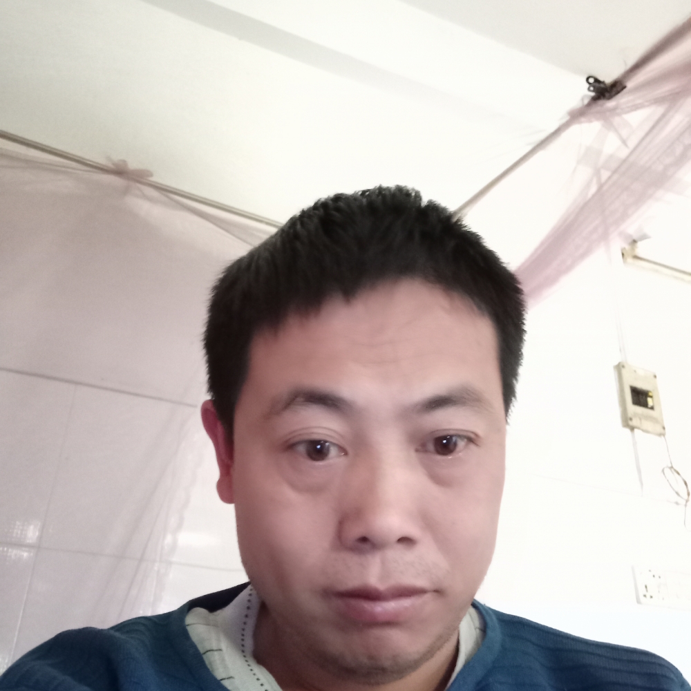 青衣的落拓的照片
