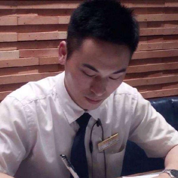 Xcy1的照片