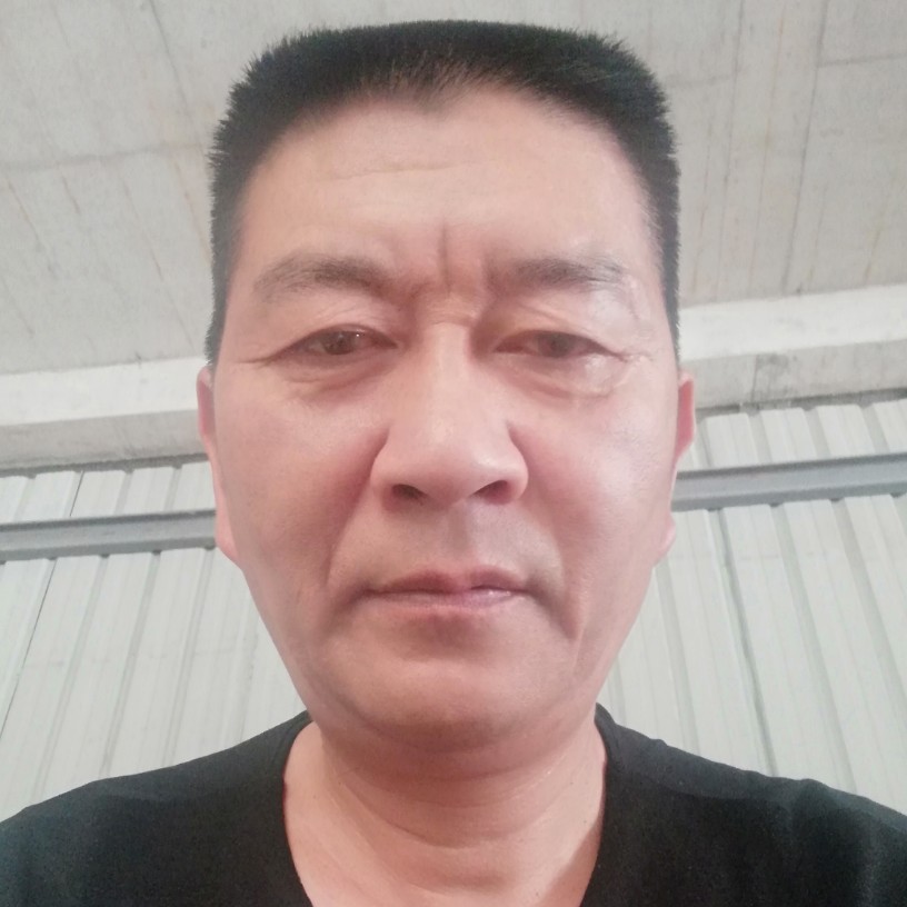 玉龙诚实的照片