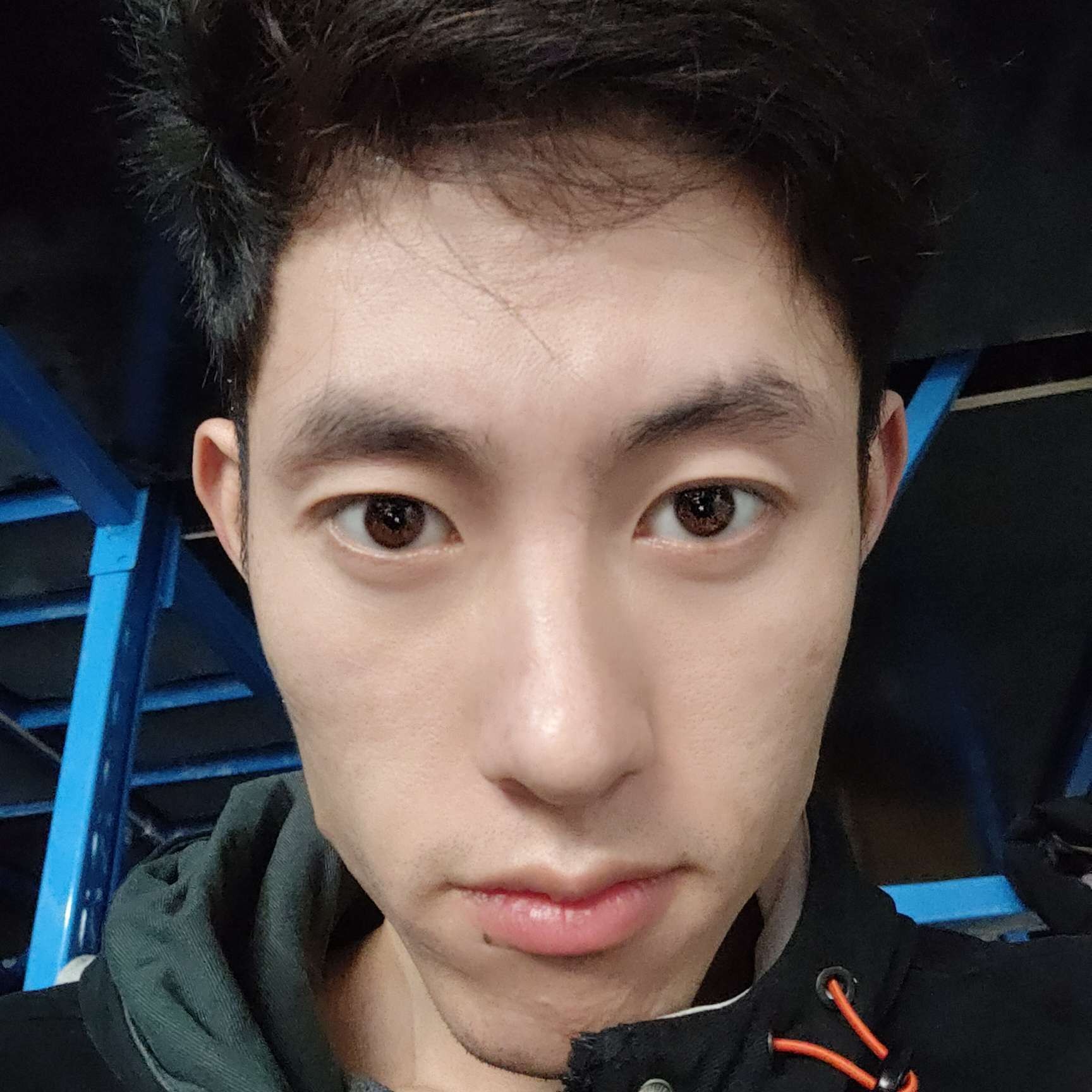 世界说落后的照片