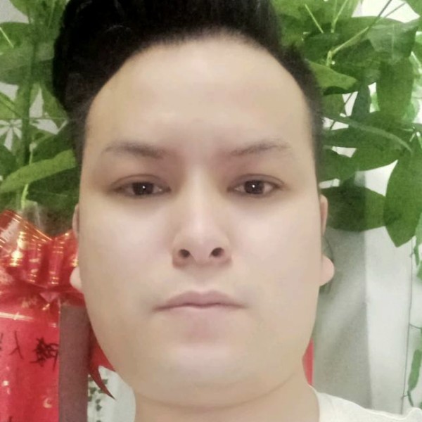 文洪的照片