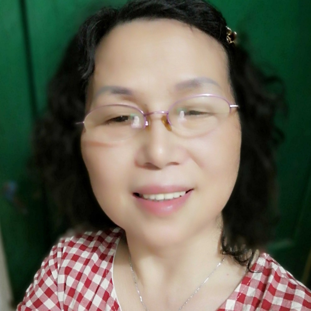 红酒杯子的照片