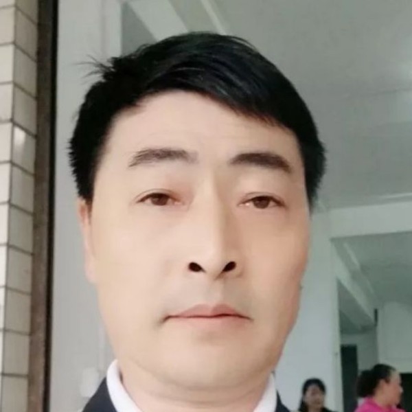 李庆均的照片