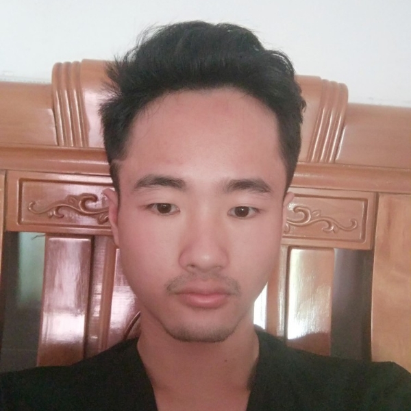 最后一个老实人的照片